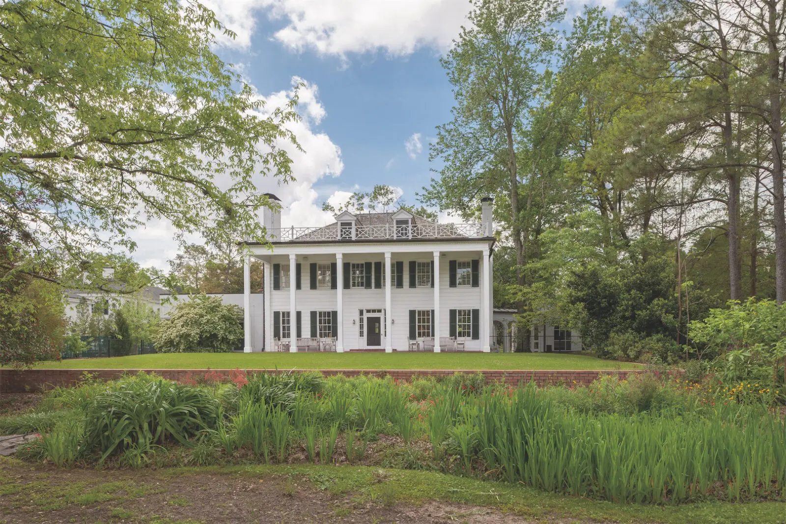 Mr. and Mrs. William L. Clayton Summer House, River Oaks, Houston, 1924, Birdsall P. Briscoe and Sam H. Dixon Jr. Garden elevation (Photo by Paul Hester)
