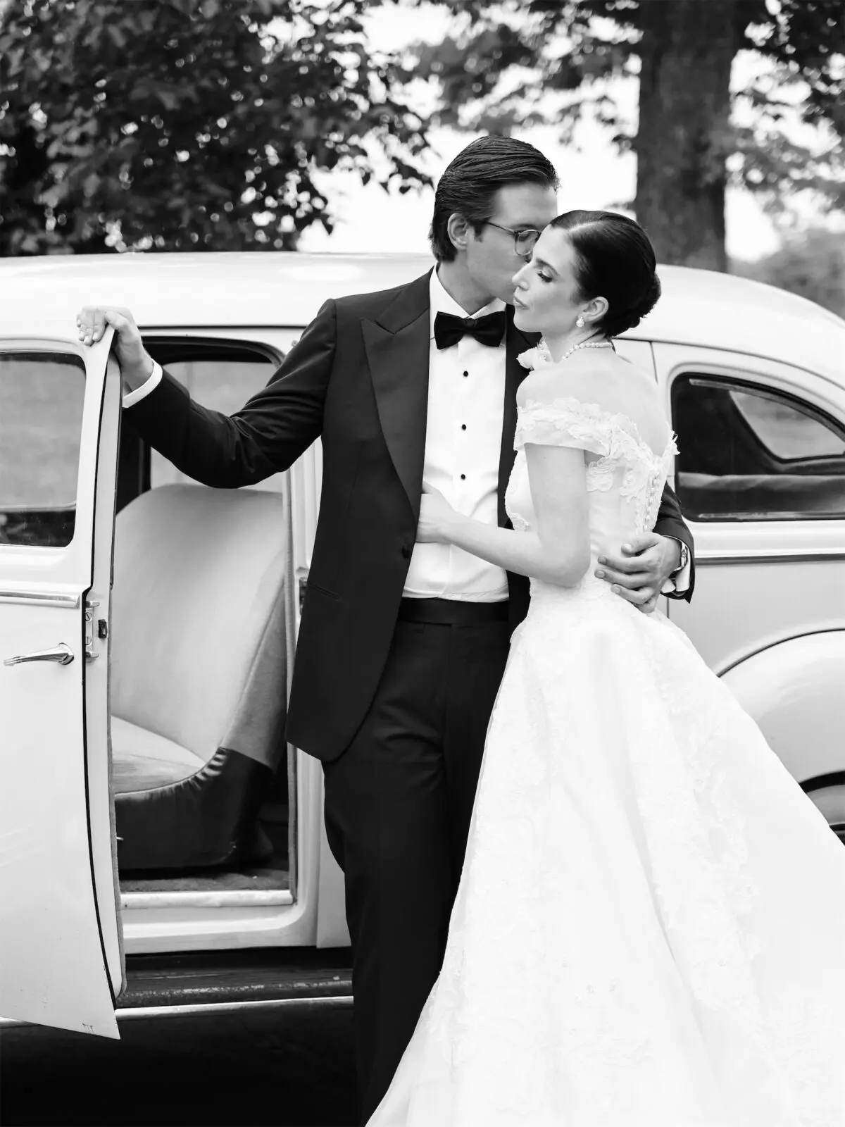 Inside a Texas Bride’s Storybook Kentucky Farmhouse Wedding — Talley Hodges and Will Pike’s Magical Day