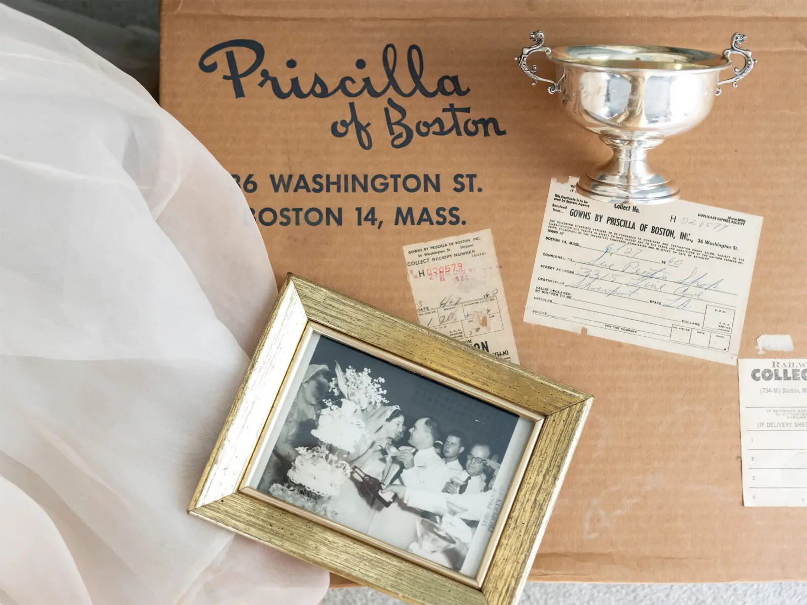 Hodges + Pike wedding details (Photo by The Browns)