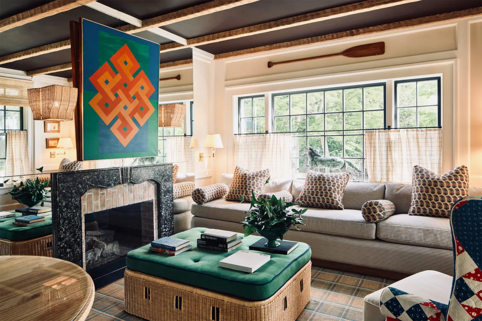 Library at The Hedges Inn (Photo by Glen Allsop)