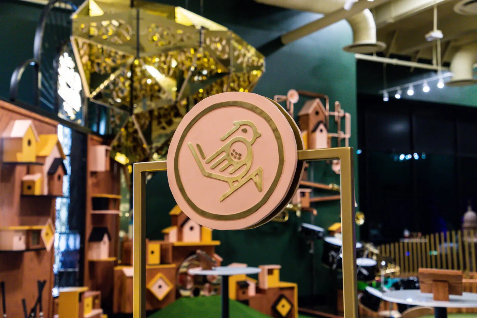 The Dirdie Birdie, an immersive indoor miniature golf experience complete with a restaurant and bar, is slated to open in Fort Worth in late June. (Photography by Consumable Content)