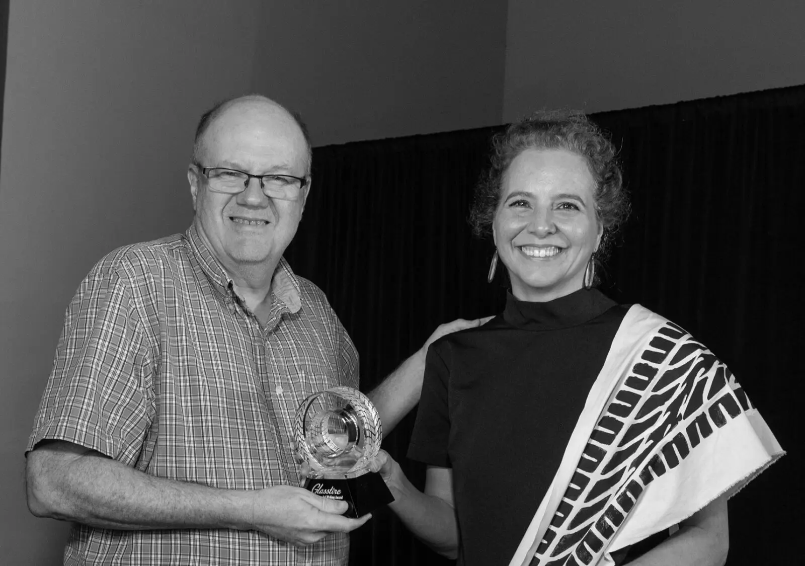 Texas Art Writing Award winner Bill Davenport, honoree Rainey Knudson (Photo by Jenny Antill Clifton)
