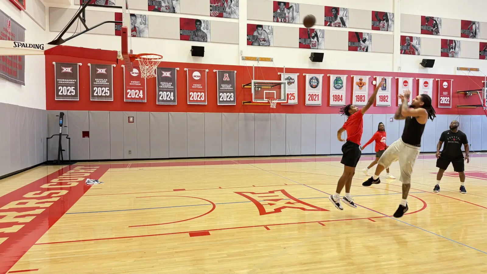 Emanuel Sharp works on his one-on-one game in a workout leading up to the NBA Draft. (Photo by Chris Baldwin)