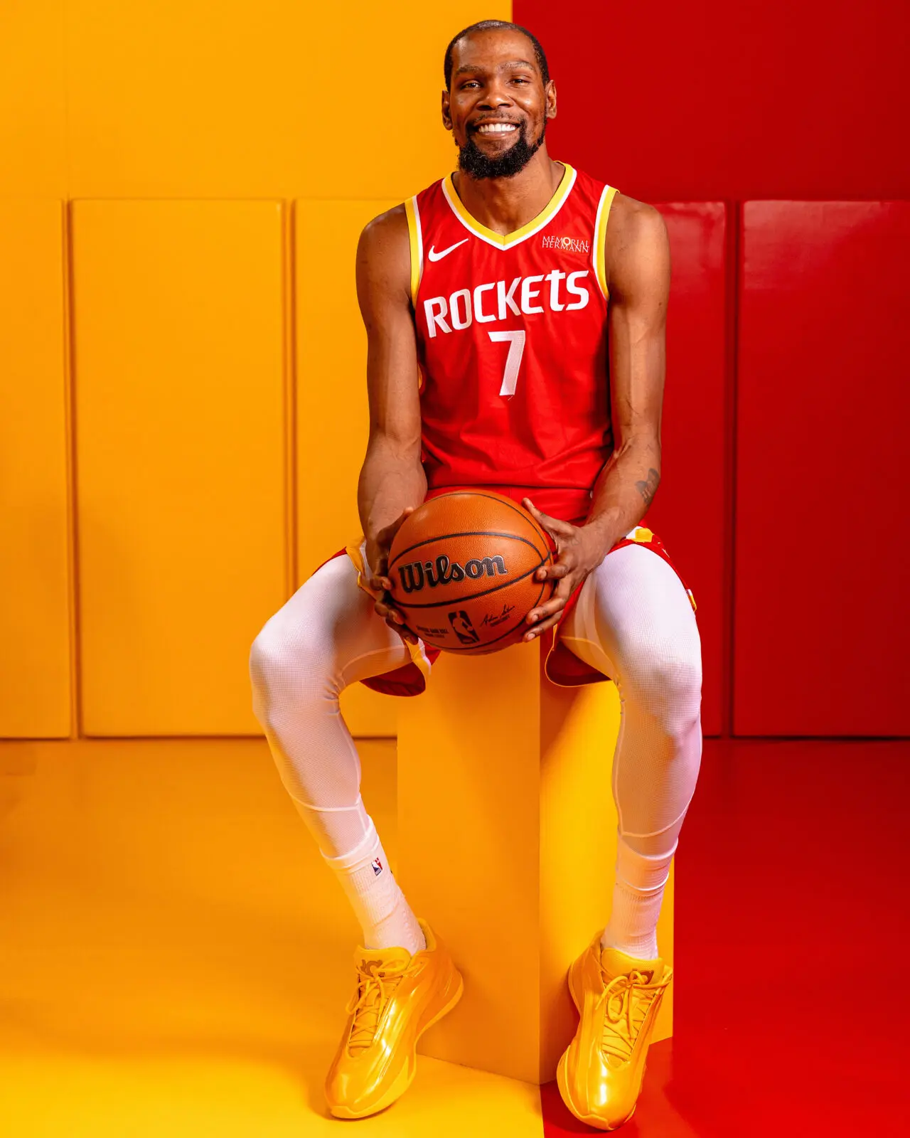 Kevin Durant looks good in the Houston Rockets' new uniforms.