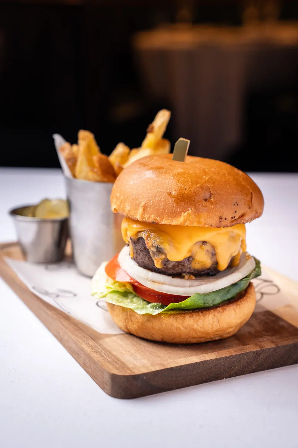 Palladino’s is a modern steakhouse featuring a menu of prime cuts, seafood, Italian-inspired dishes, sushi, and tableside experiences. 