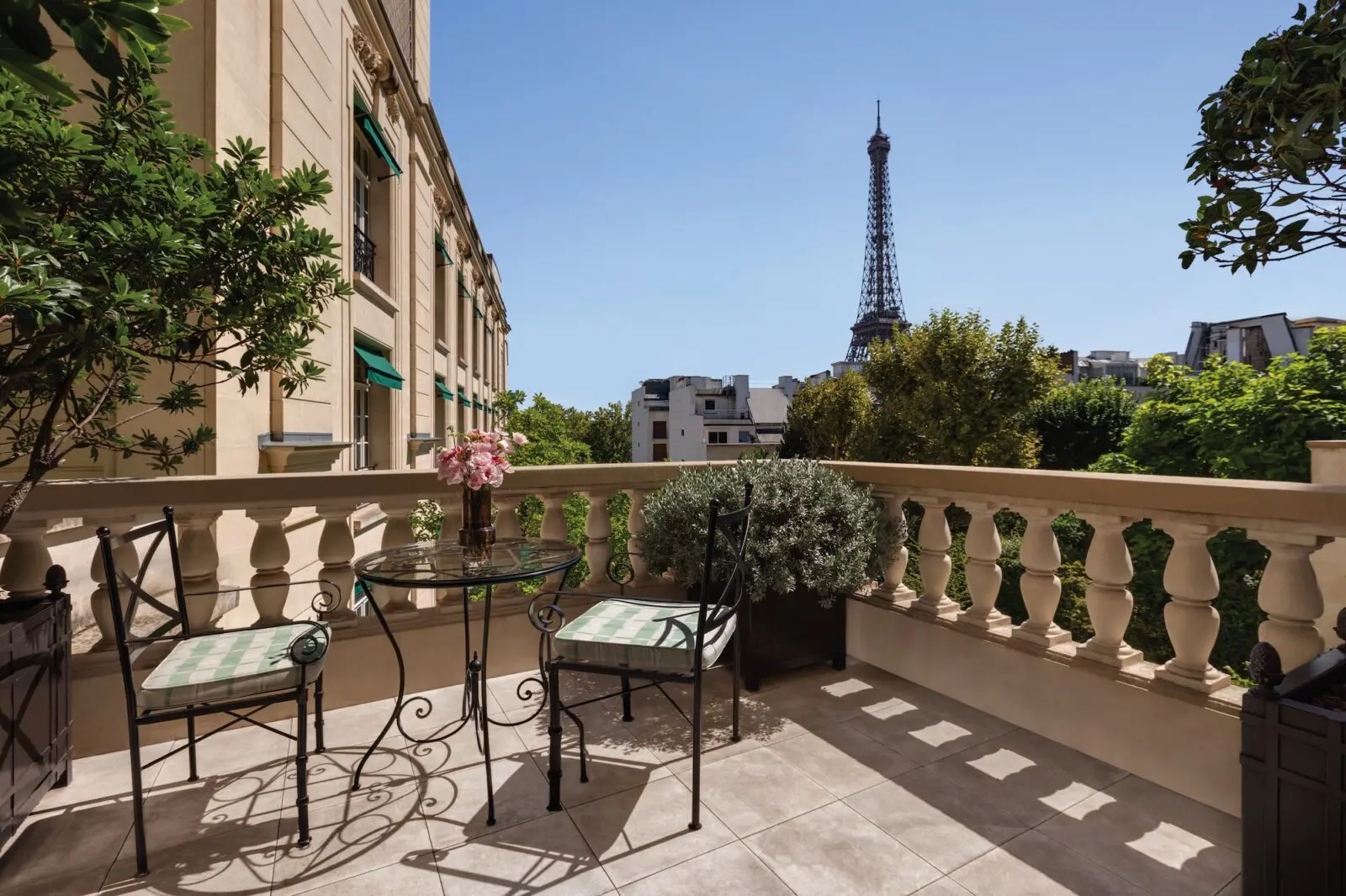 There are many ways to feel lavish and like royalty in Paris. (Photo by Marcelo Barbosa)