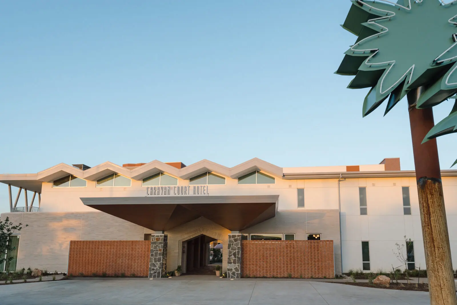 The newly built Caravan Court Hotel preserves the spirit of the original 1961 Caravan Motor Hotel while introducing a fresh take on mid-century modern design. (Courtesy)