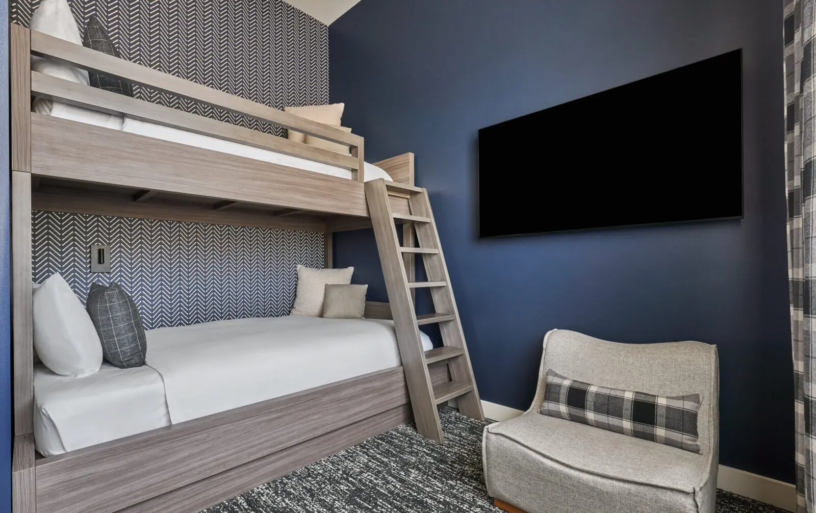 Many of the residences also have bunk rooms that comfortably accommodate families traveling with children.  (Photo by Pendry Park City)