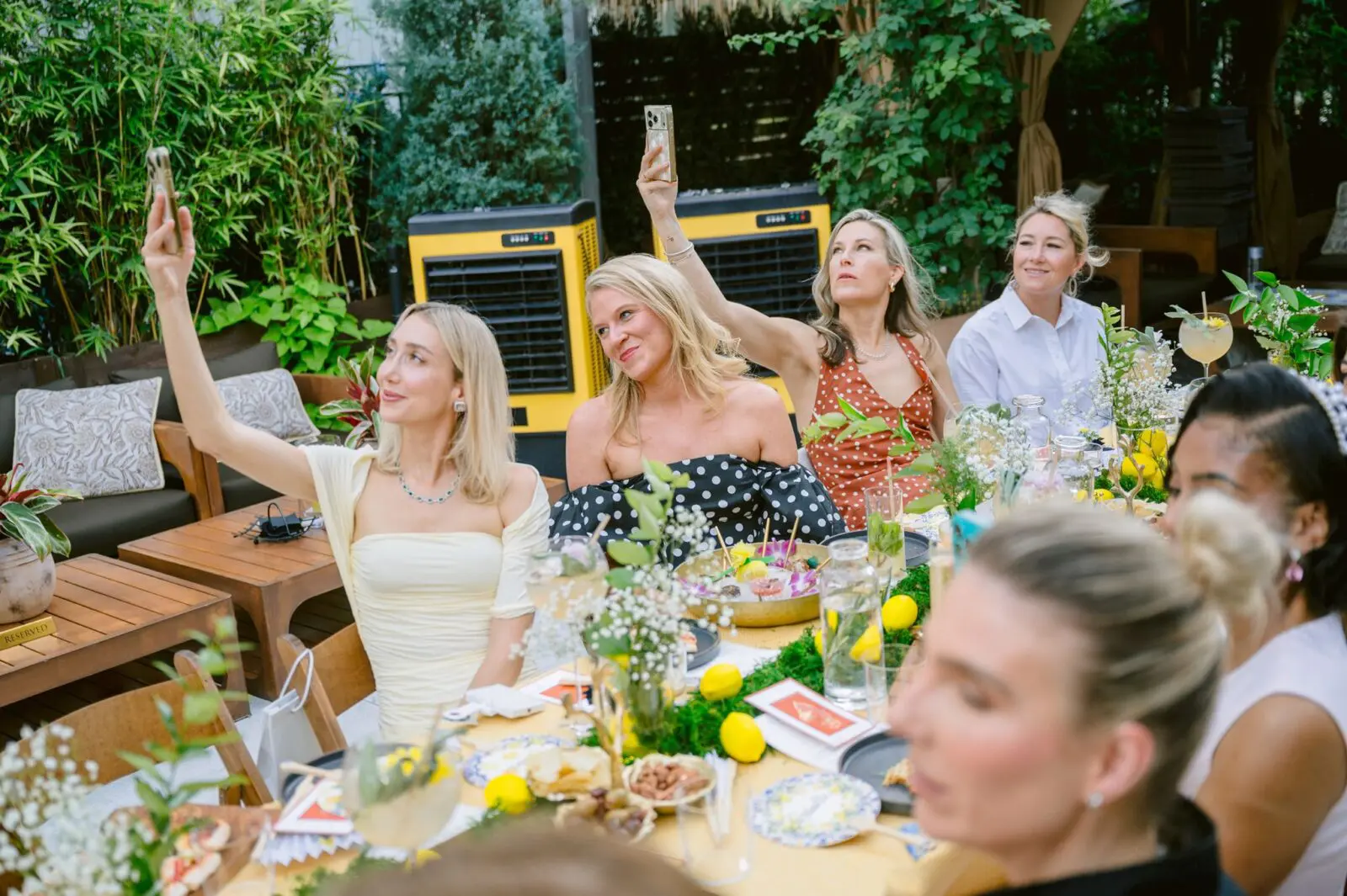Selfies at Santé Lounge are inspired by introduction of SĀMAÁ Diamonds' Le Papillion Collection at a special evening dazzling with jewels. (Photo by Si Vo Photography)