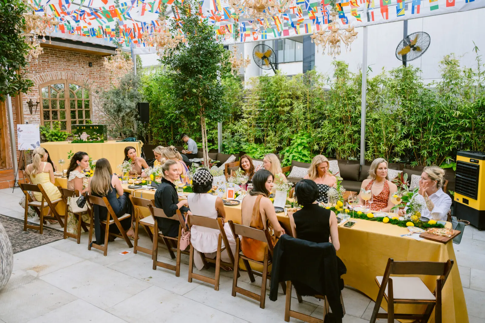 Lucky ladies sit down for a primer on SĀMAÁ Diamonds at Santé  (Photo by Si Vo Photography)