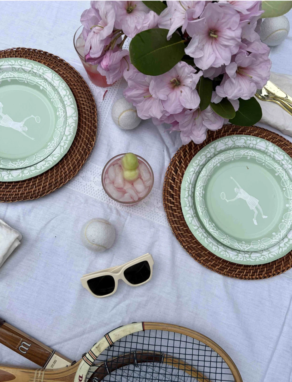 Tennis inspires the design of these Pavilion paper plates