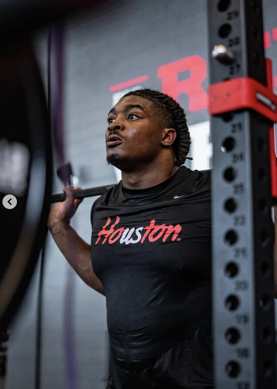 Shadre Hurst's weight room exploits are becoming the stuff of legend.