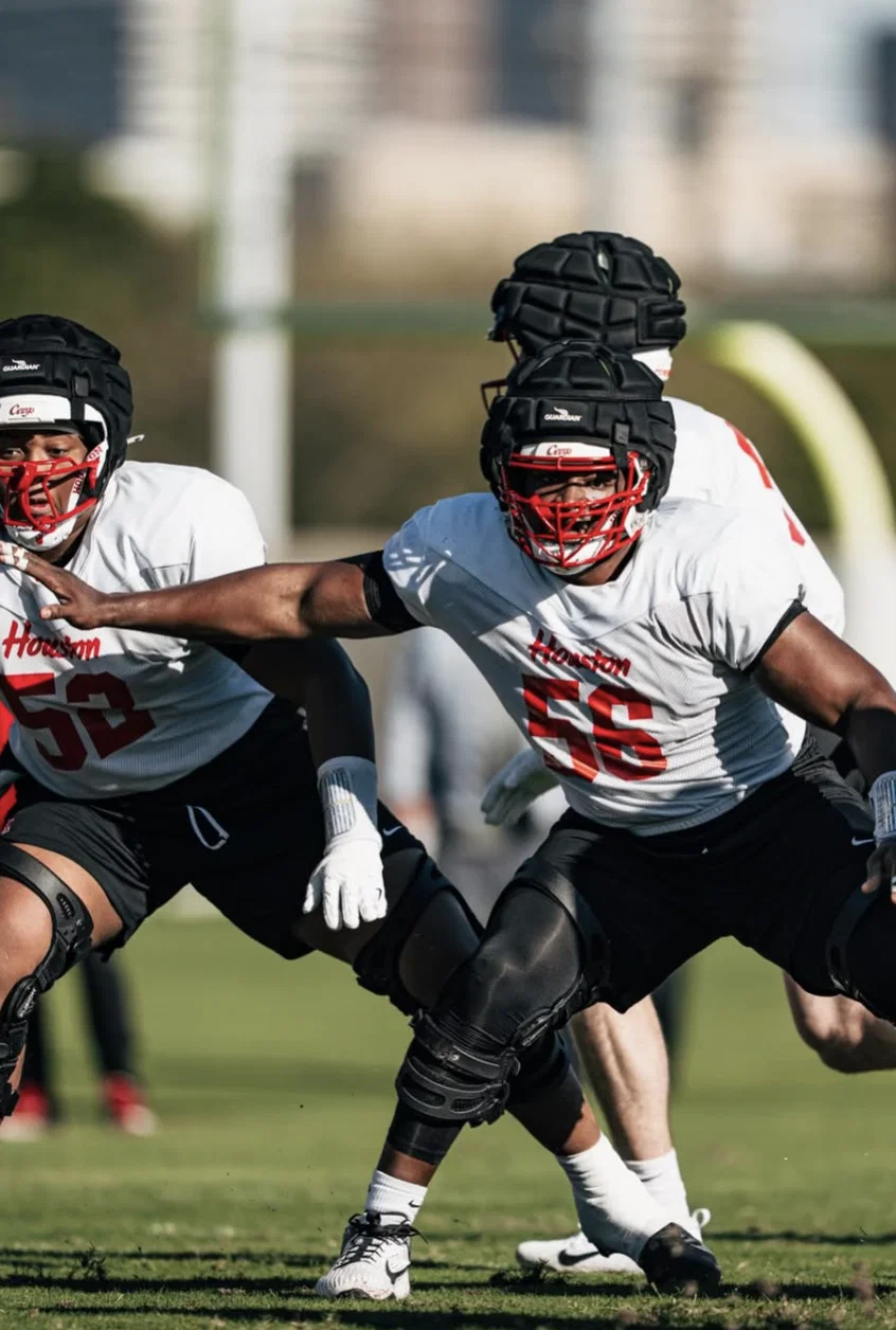Shadre Hurst should make University of Houston starting quarterback Conner Weigman's job a lot more comfortable.