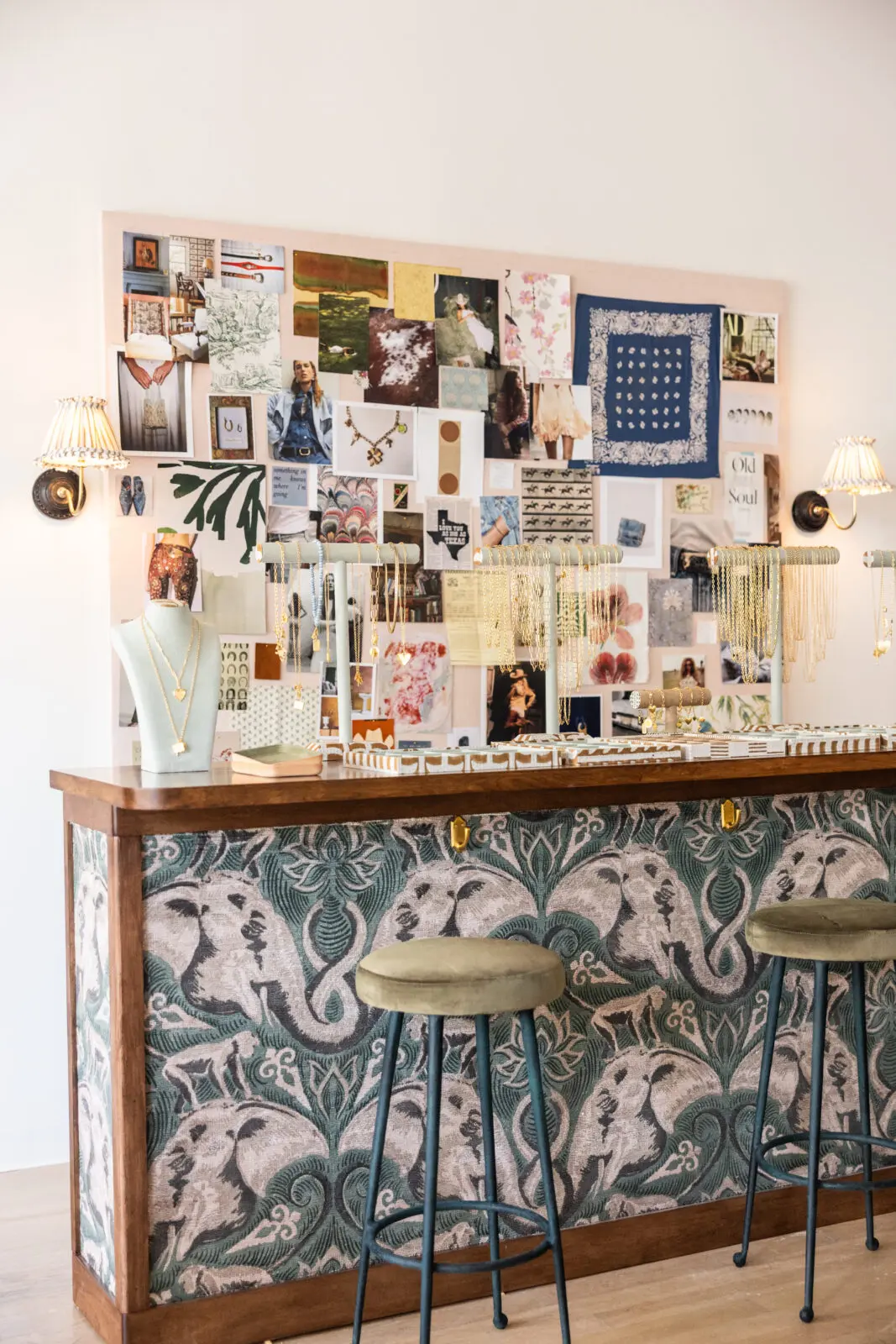  The space invites guests to linger and explore. (Photo by Kathy Tran)