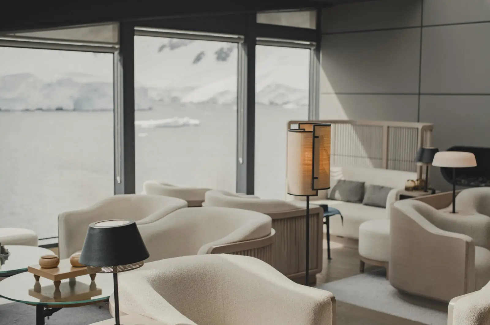 Le Commandant Charcot Sky Deck Lounge