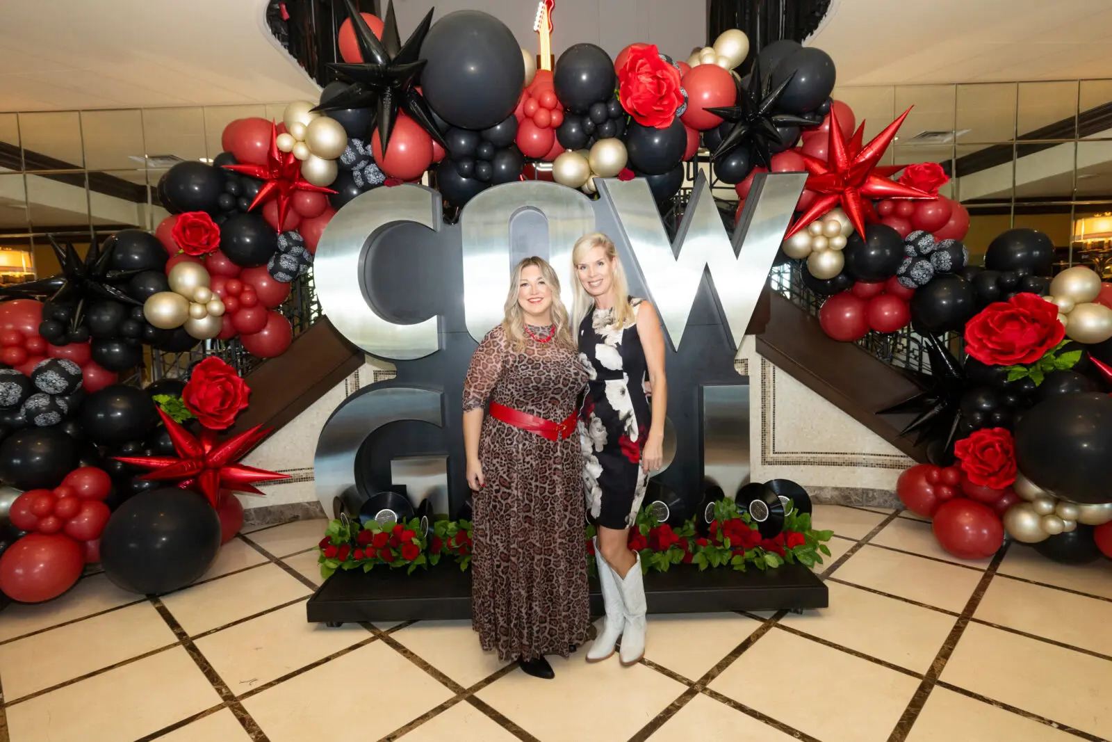 Jillian Lehmann and Cheryl Staley from Title Sponsor Maverick Golf & Ranch Club (Photo by Sharon Ellman, Ellman Photography)