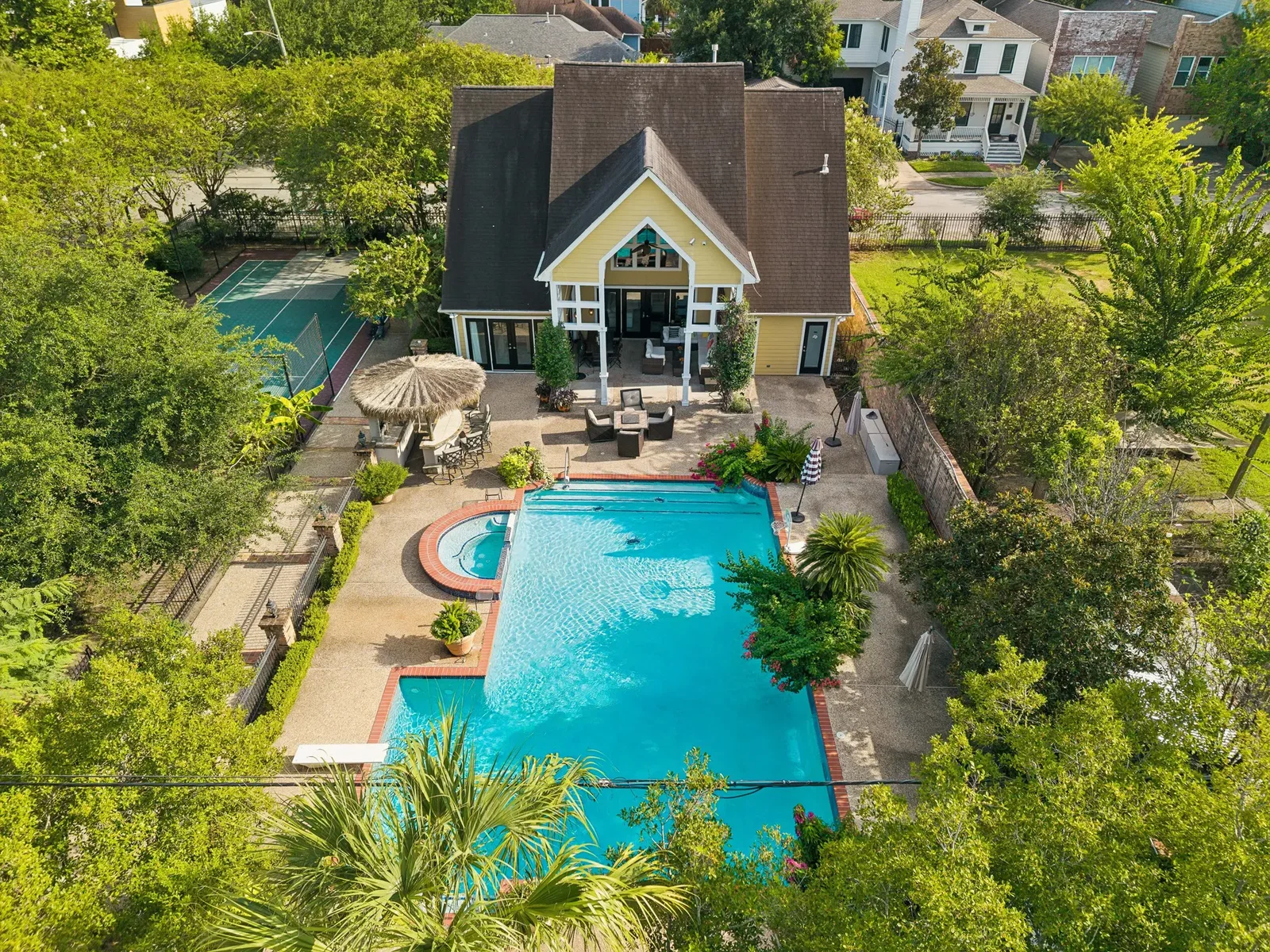 216 E. 26th St. (Photo by TK Images for Martha Turner Sotheby's International Realty)