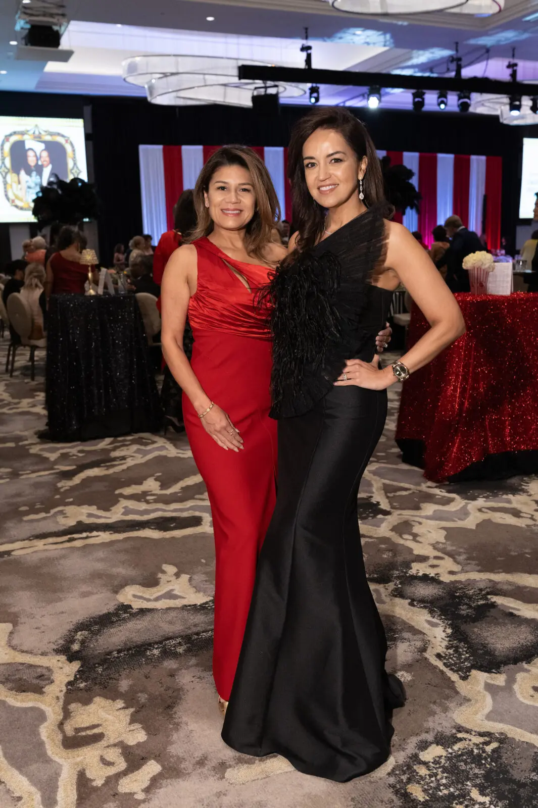 Anna Reger, Maria Moncada Alaoui at the Mission of Yahweh gala (Photo y Daniel Ortiz)