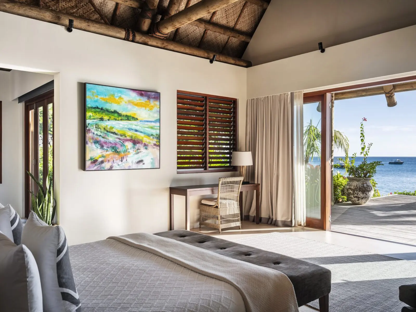 Kokomo Private IslandBeachfront Villa Rooms