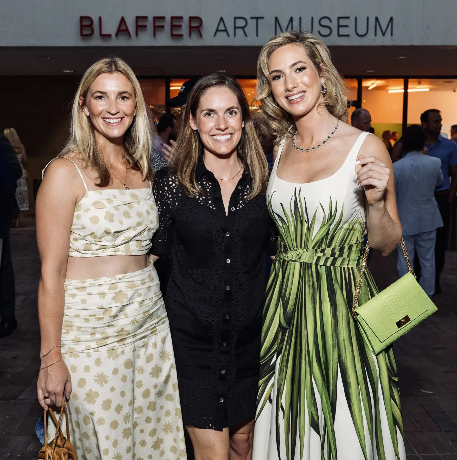 Taylor Cantrell, Anne Finger, chair Kaleta Blaffer Johnson at Blaffer Art Museum Cocktails in the Courtyard (Photo by Jenny Antill Clifton)