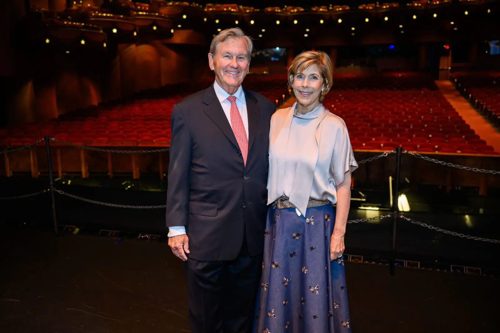 Honorees Hugh & Carrol Ray at Houston Ballet's opening night dinner on stage at Wortham Theater Center  (Photo by Michelle Watson, CatchlightGroup.com)
