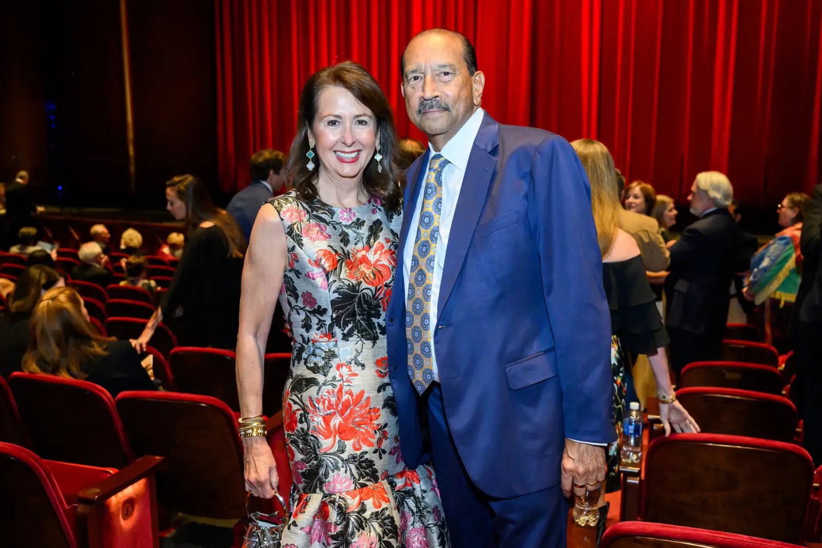 Ileana & Michael Treviño at Houston Ballet's opening night dinner on stage at Wortham Theater Center  (Photo by Michelle Watson, CatchlightGroup.com)