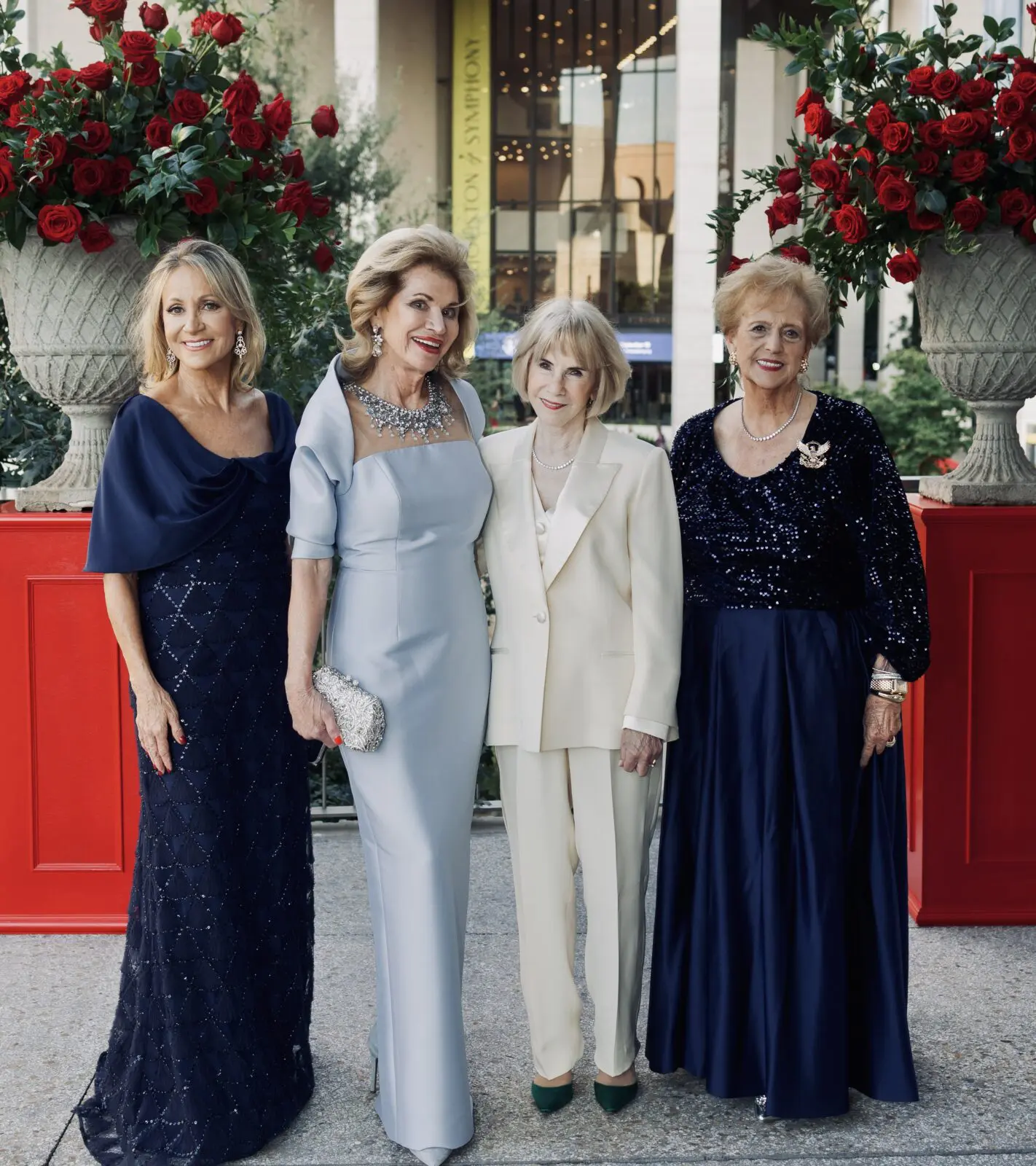  Leslie Siller, Deborah Laws, Dr. Susan Osterberg, Jerre Williams at the Houston Symphony opening night celebrations (Photo by Marco Wang)