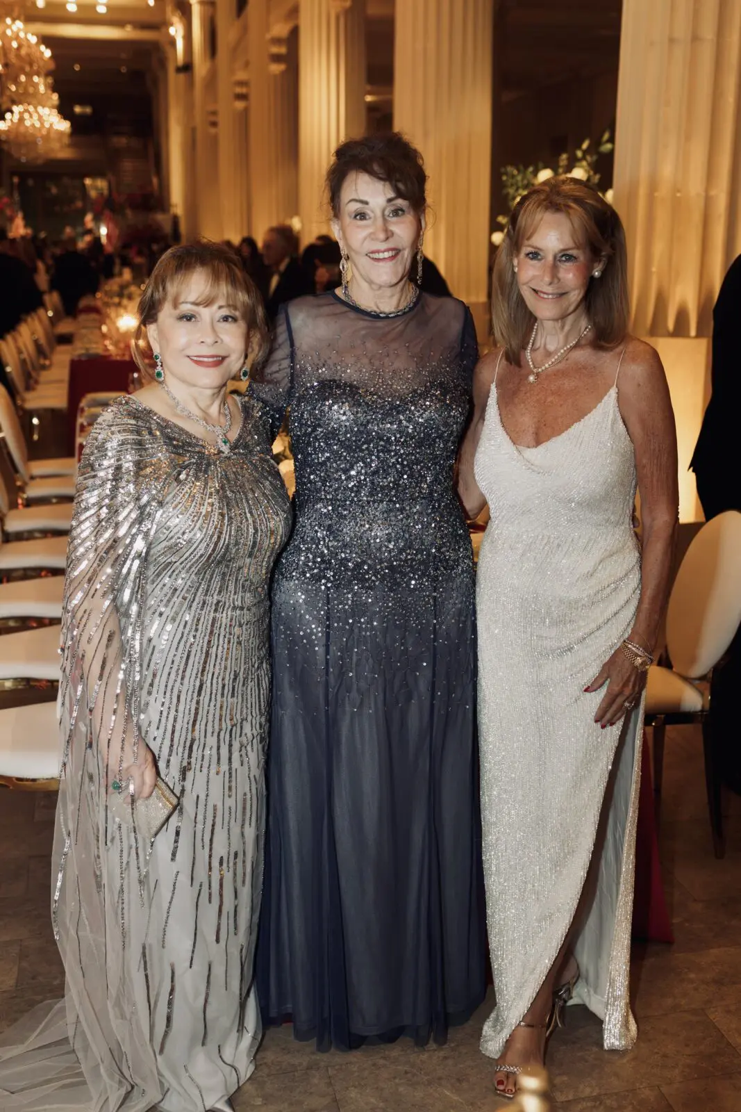 Rini Ziegler, Anna Dean, Cheryl Byington at the Houston Symphony opening night celebration dinner (Photo by Marco Wang)