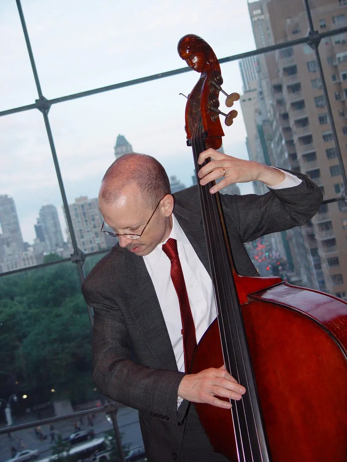 New York based, Guitarist/Bassist Scott Hardy. 