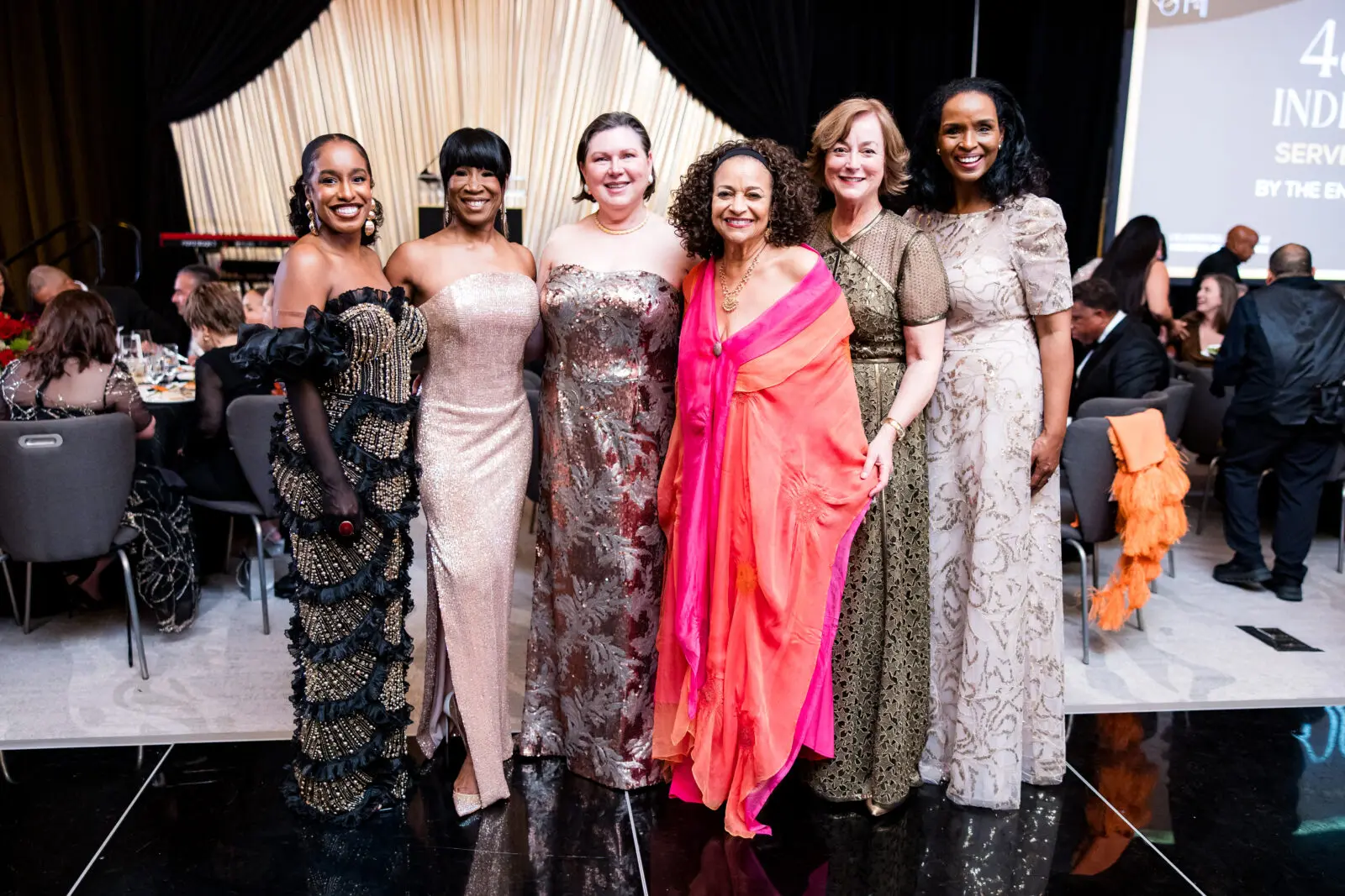 Taylor Jackson, Lauren Anderson, co-chair S. Shawn Stephens, Debbie Allen,co-chair Leigh Smith and Winnell Herron at the Houston Arts Alliance 20th anniversary gala