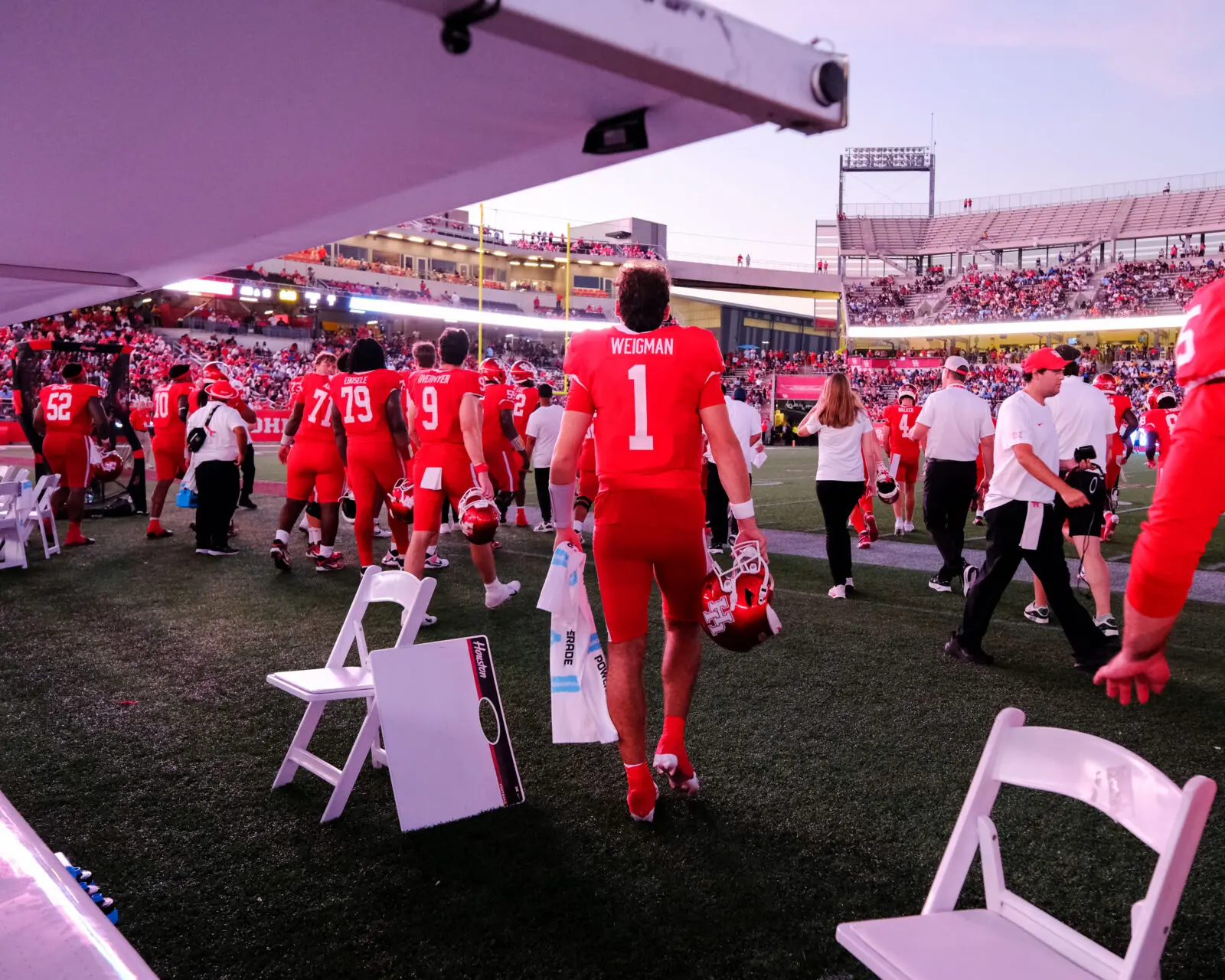 University of Houston quarterback Conner Weigman is living a legacy at his last college stop. (Photo by F. Carter Smith)