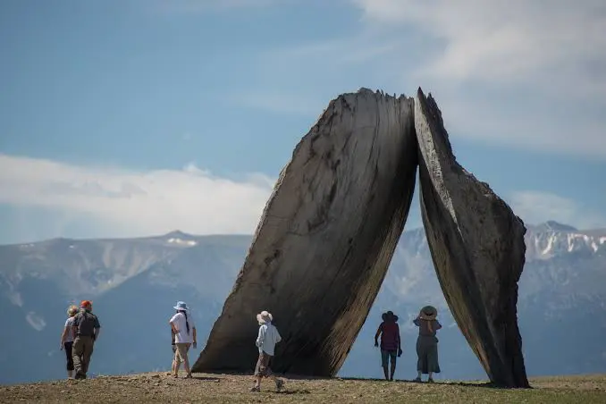 Inverted Portal (2016; 22’ 51⁄2” tall) by Ensamble Studio framed the wilderness at Tippet Rise. (Photo by Kevin Kinzley. Courtesy of Tippet Rise Art Center.)