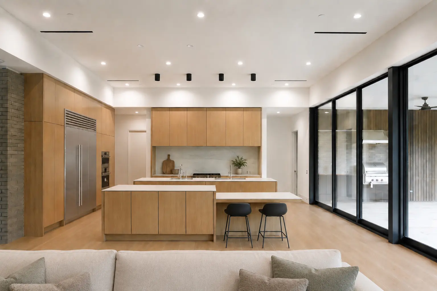 studioMET’s integrated architecture and construction practice allows design intent, material selection, detailing, budget, and execution to remain closely connected throughout the process, resulting in homes that balance design vision with lasting quality and value.