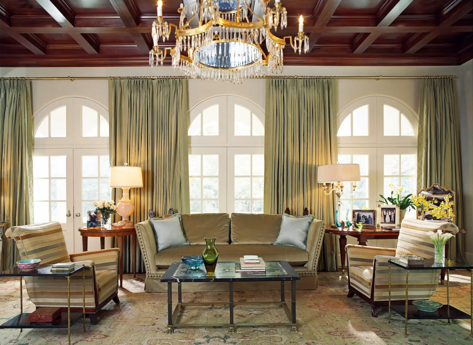 Project in Dallas, 2008. Published in Jan Showers Glamorous Rooms. (Photo by Stephen Karlisch)