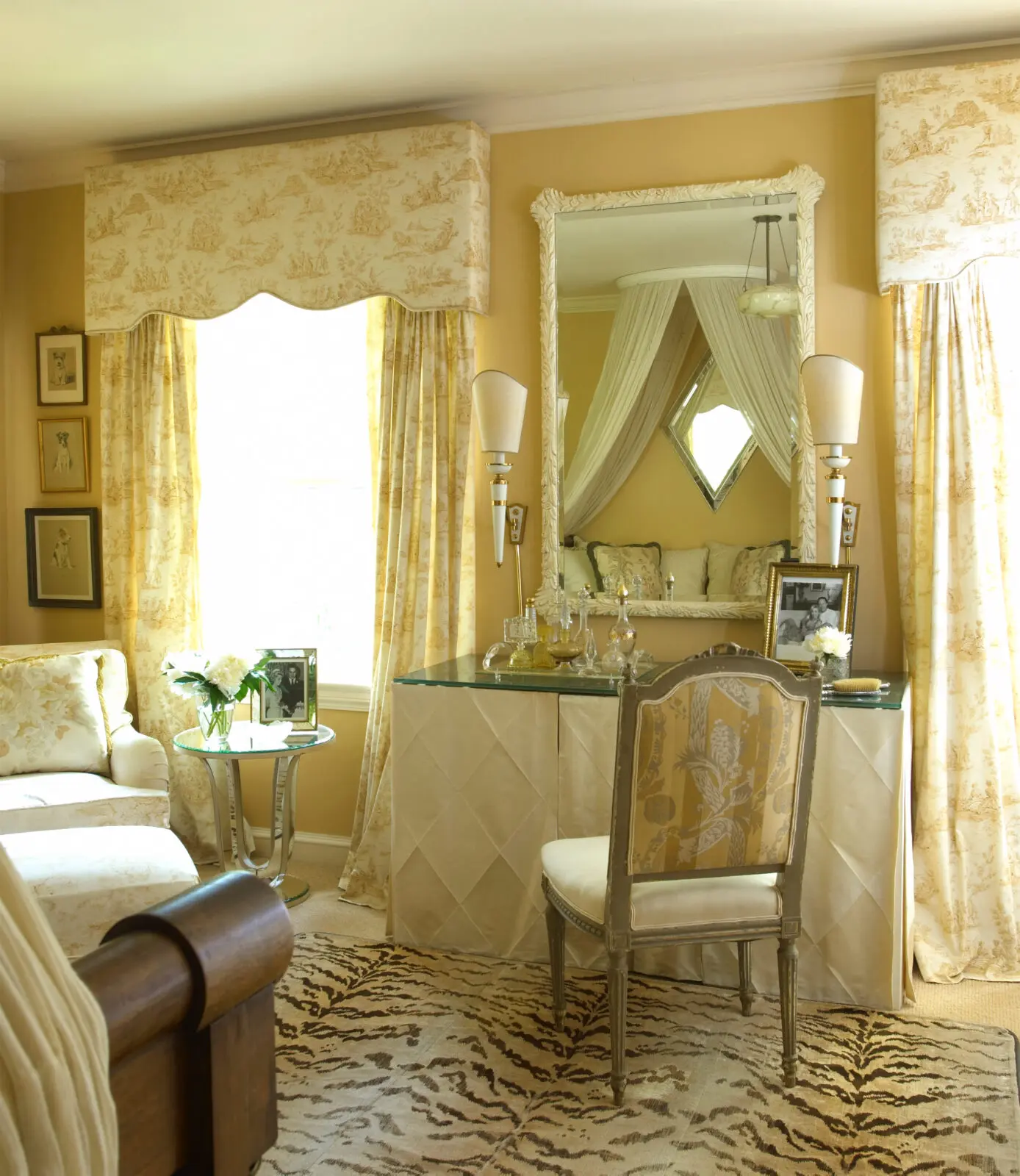 A dressing room in Jan and Jim Showers’ Hillsboro home, 2008. Published Jan Showers Glamorous Rooms. (Photo by Jeff McNamara)