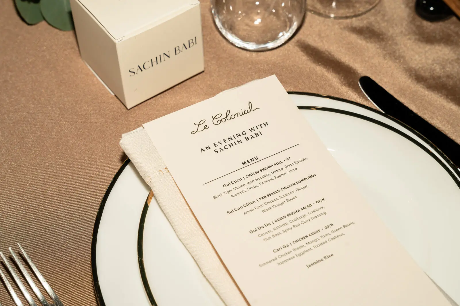 Le Colonian unveiled its new catering service at the Sachin Babi opening dinner party (Photo by Hasan Studio)