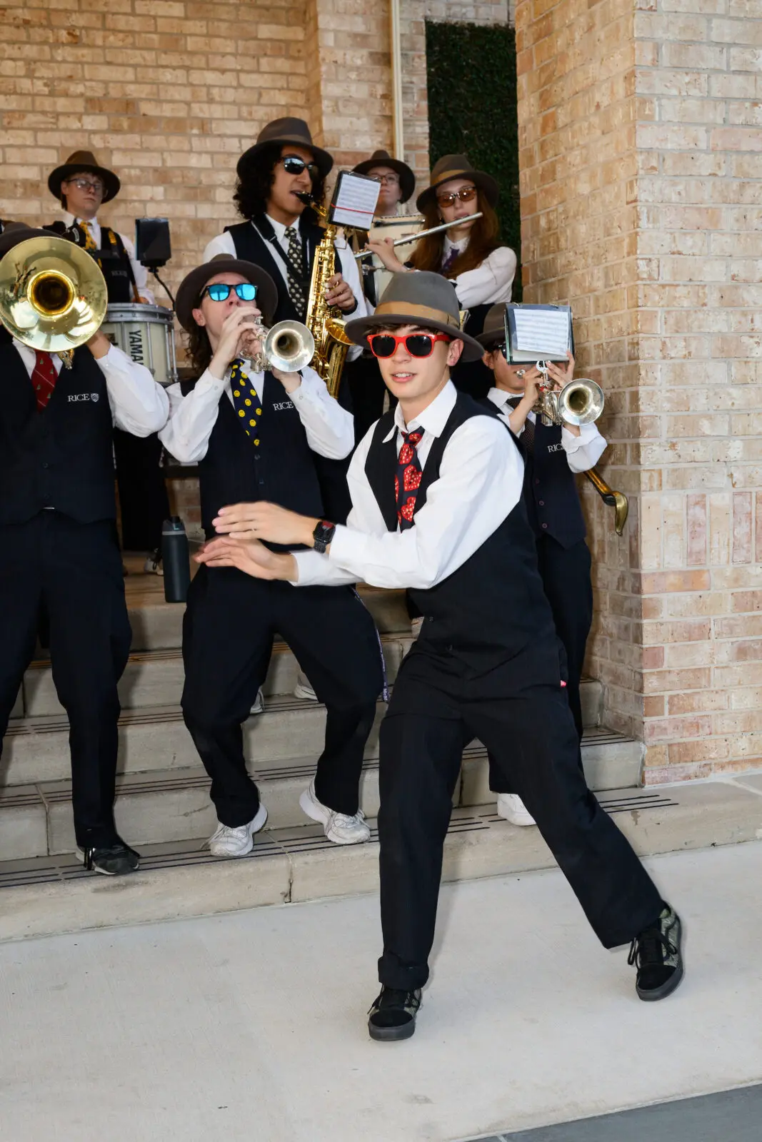 Rice University's MOB greets guests attending  'An Evening for Rice's Honour,' held at River Oaks Country Club (Photo by Jeff Fitlow)