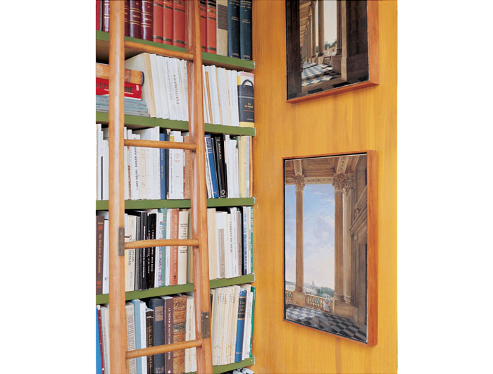 Faux-bois painted wall by Charles James in the library alcove