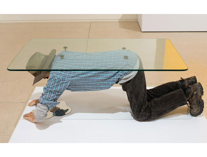 "Muebles (Table)," 2015, alludes to the plight of migrant workers.