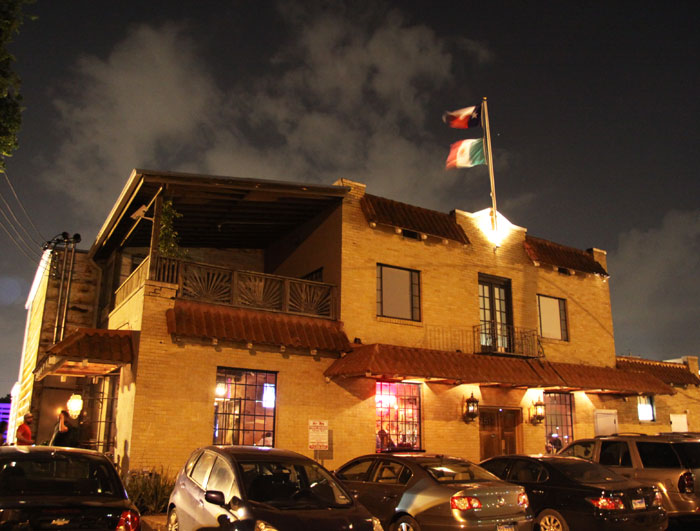 Exterior of La Grange Mexican & Bar