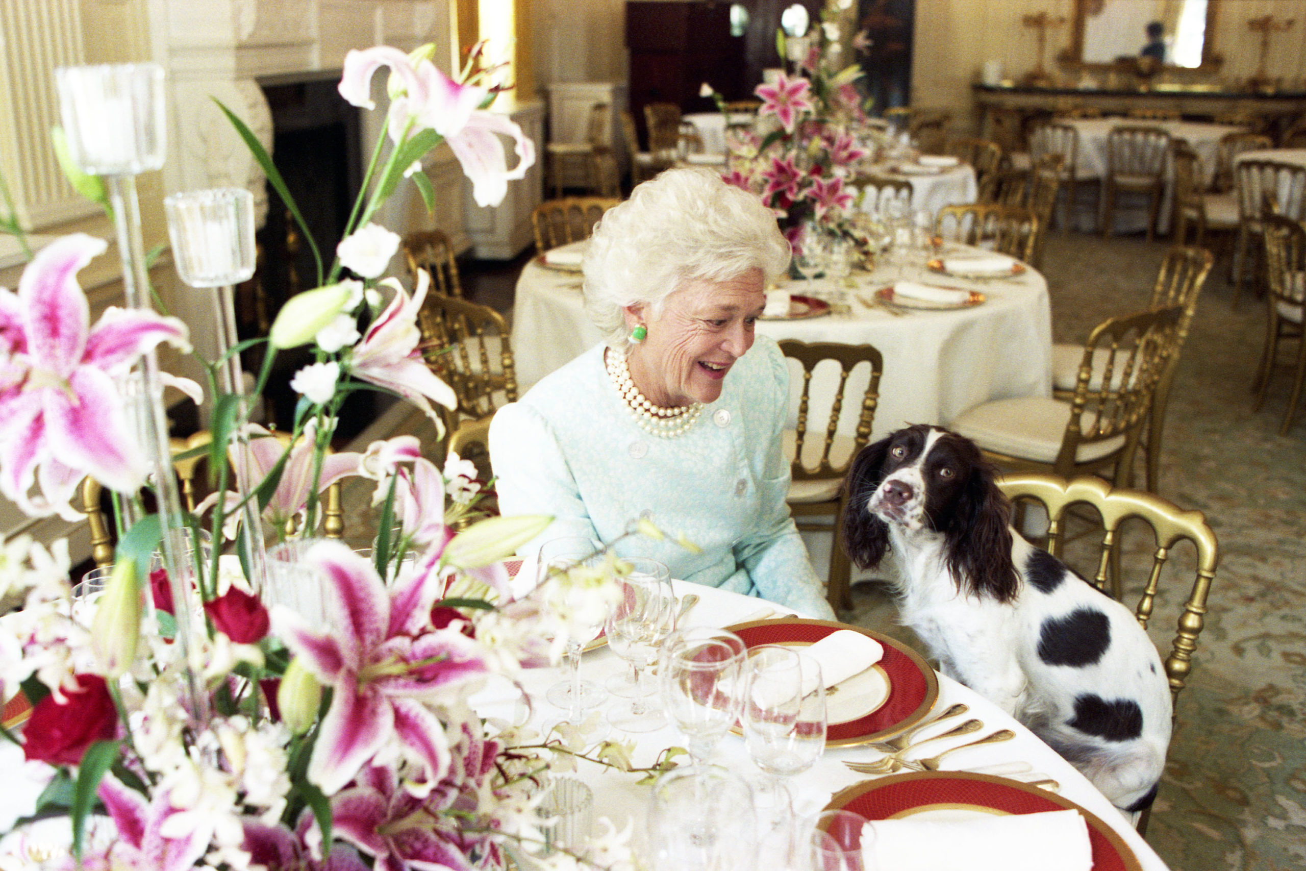 Barbara Bush and Millie