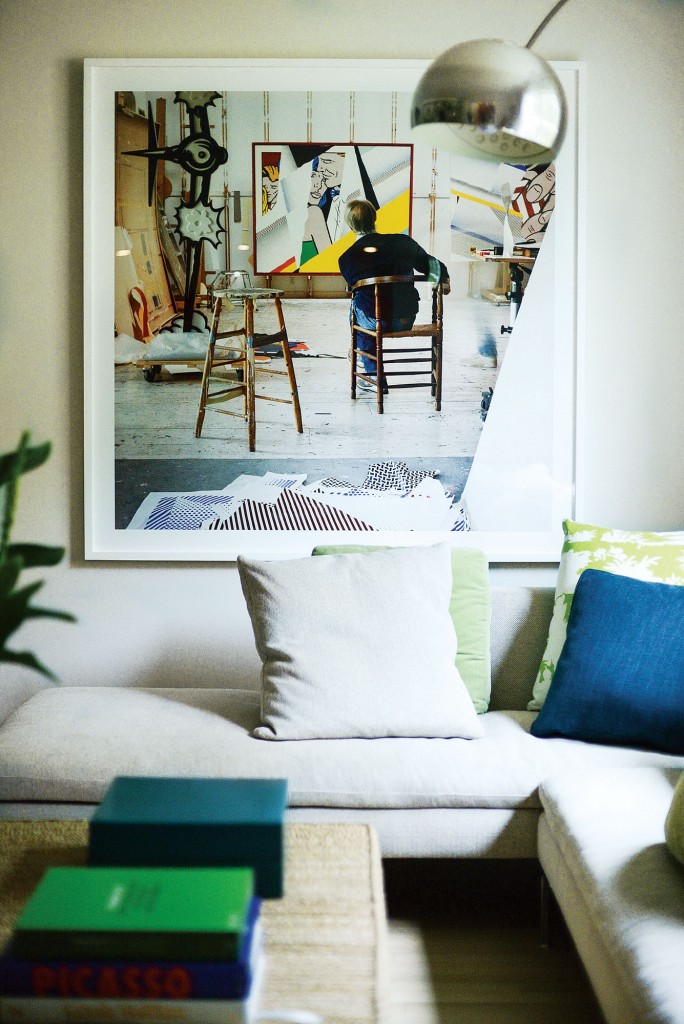 In the family room, Laurie
Lambrecht photograph (Roy Lichtenstein in his studio).