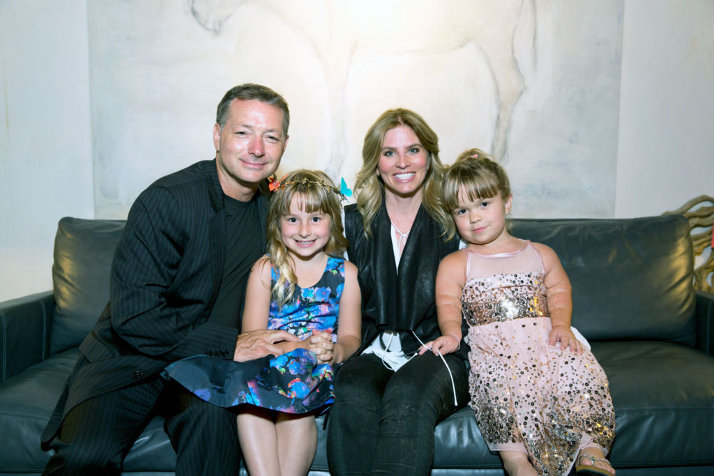 A Royal Entrance: New Houston Antiques Mecca Throws Open its Beautiful Doors With an 18th-Century Flourish