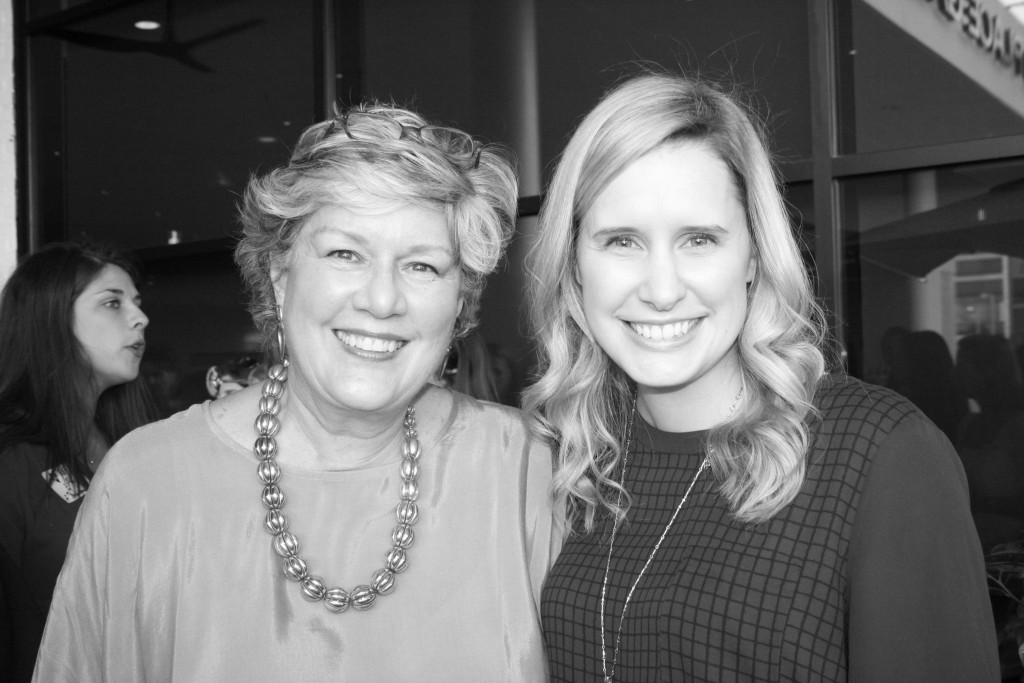 Theta Charity Antiques Show Toasts the Designers Walk, 09.23.2015