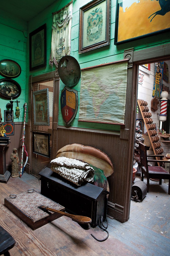 Hall with map of India (inherited from the master of the house’s grandparents) and a
turn-of-the-century oddity, a Demoulin Bros. spanking machine ready to surprise the next taker.