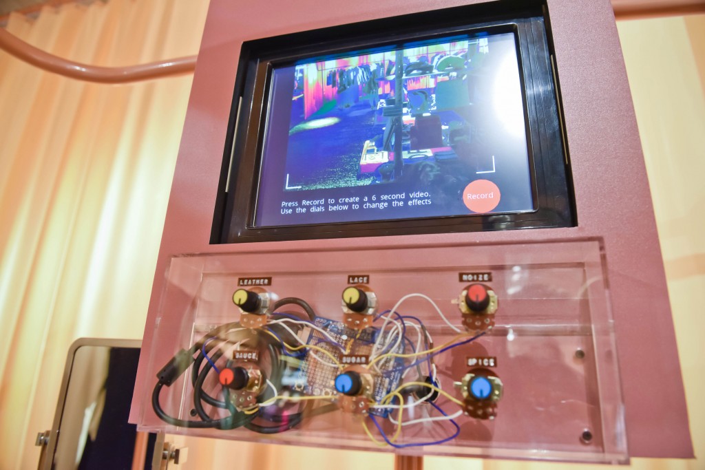 Record your pop-in shop experience. 