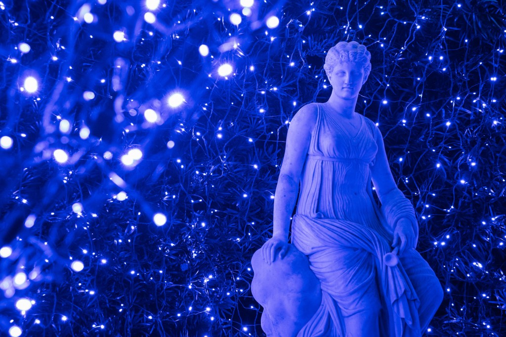 Dazzling light displays and projections throughout the Diana Garden brought unexpected night life to Bayou Bend. Photo Cameron Bertuzzi.