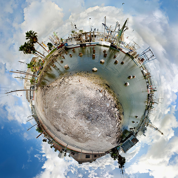 “Shrimp Boats,” 2010, Moen’s personal favorite, features a ying-yang configuration. 