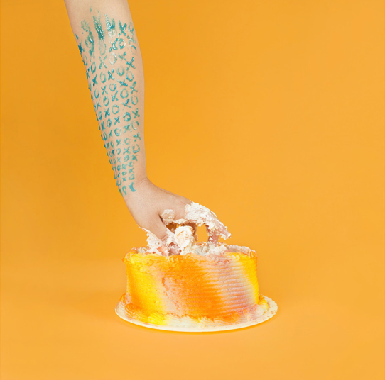 Kasumi Chow and Desiree Espada  introduce a new photographic suite at The Public Trust. Shown: "Cake," 2015. (Courtesy the artists and gallery)