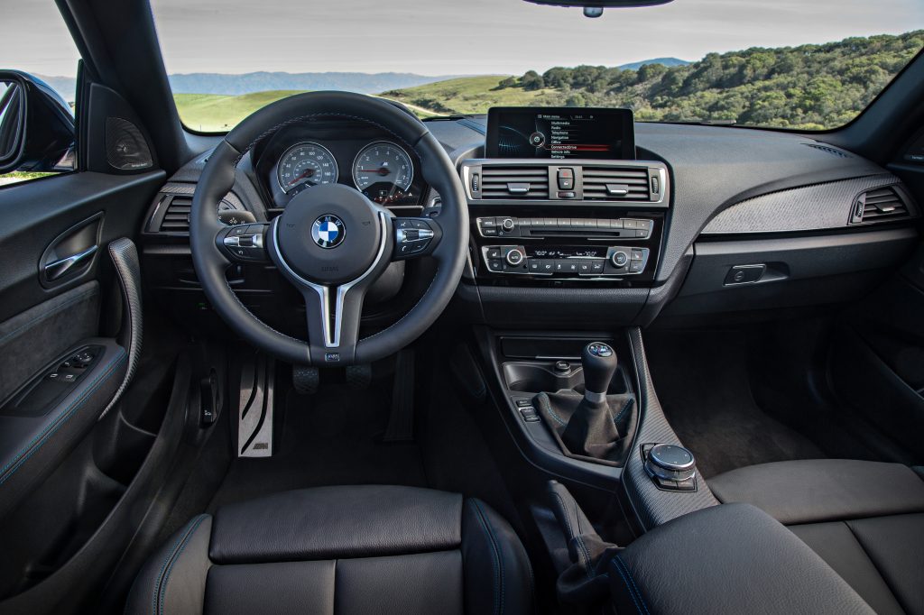 A cockpit that won't put you to sleep.